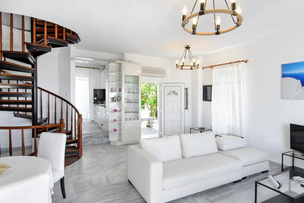Beach Front Villa Nea Kallikrateia Экстерьер фото